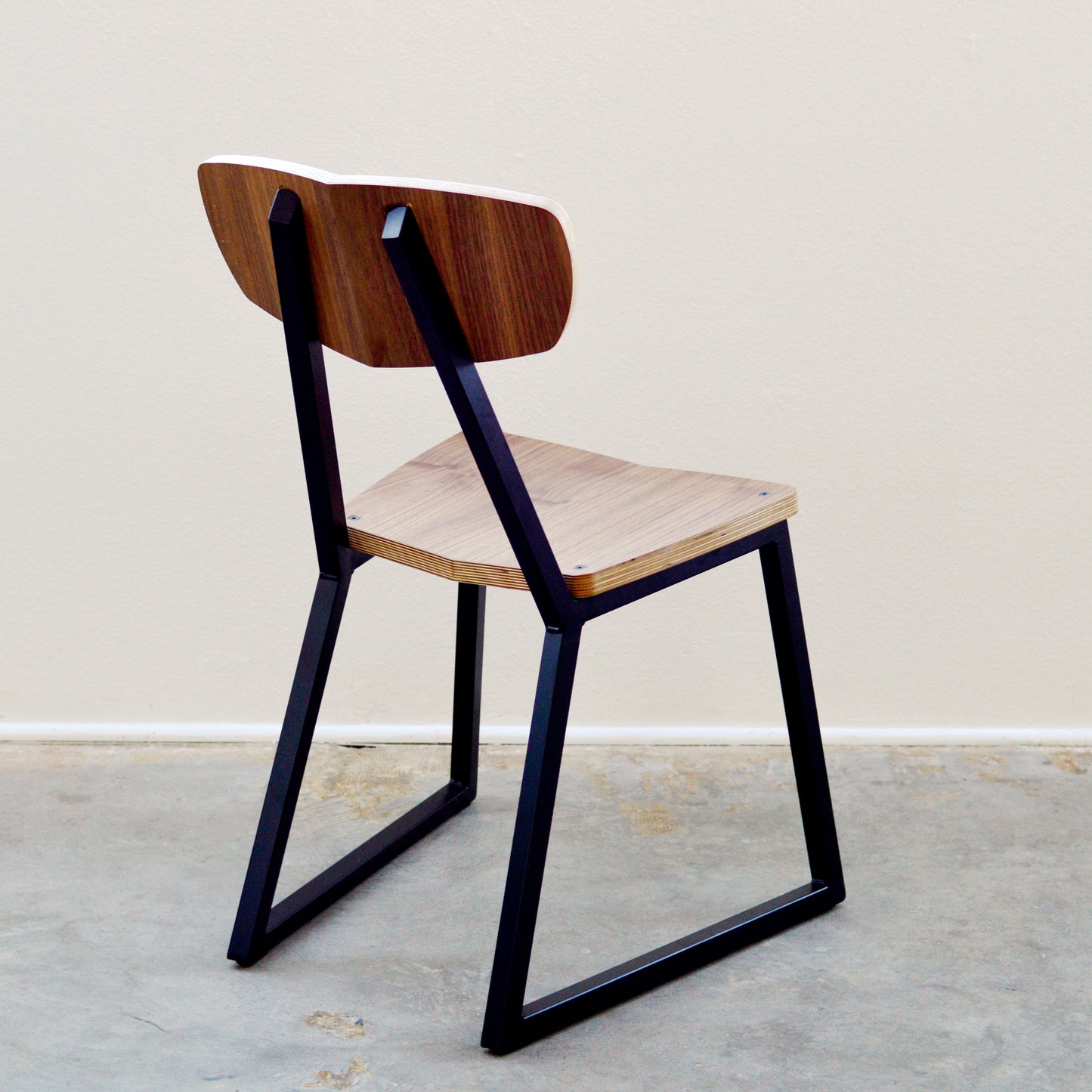 Planar Chair